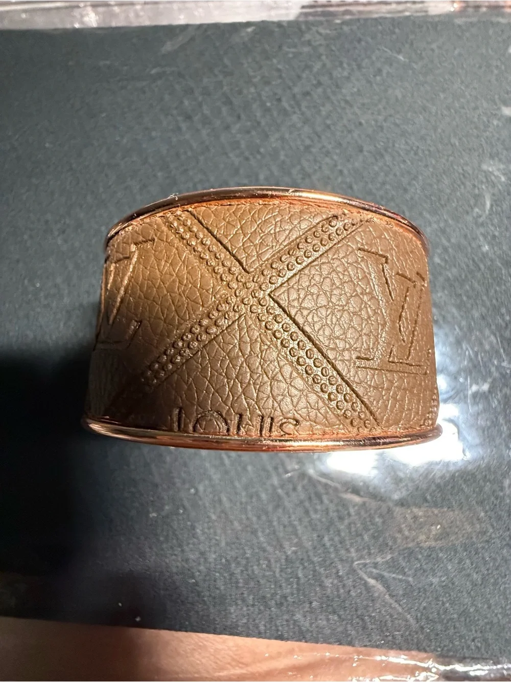 New 🔥Leather Cuff Bracelet in Brown - Designer Embossed Style for Unisex (Rare)🔥